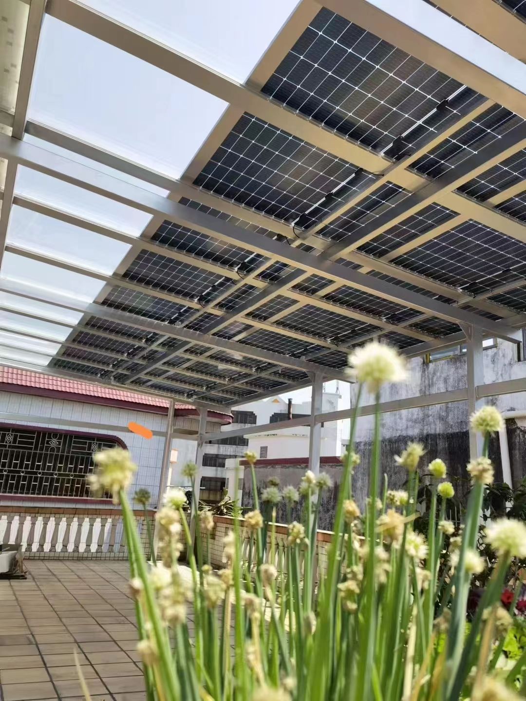商洛别墅家用屋顶太阳能发电系统安装